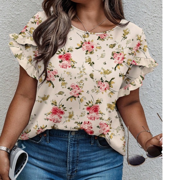 Plus Floral Print Ruffle Short Sleeve Blouse - Picture 1 of 4